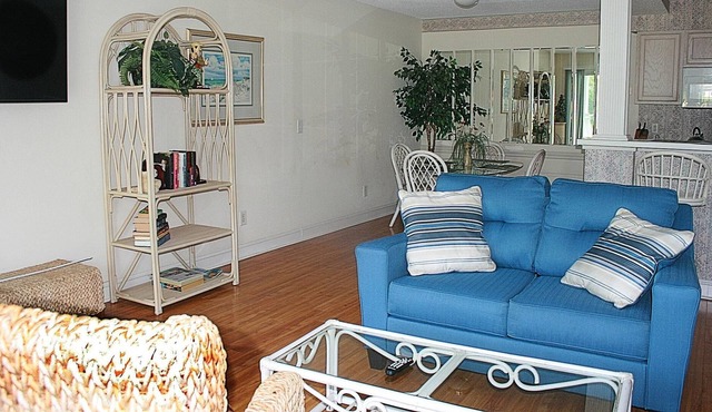 Full Kitchen, 2 Bedrooms, 2 Bathrooms, 27 Hole Golf Resort, Close to Beaches, Sunset Beach, NC805)