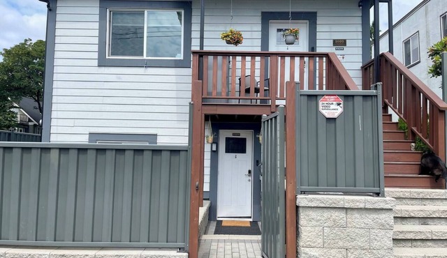 Garden Suite can be Interconnected with additional space. Discounted long stays!