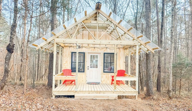 Glamping-Style Cabin at Kerr Lake — "The Lodge"
