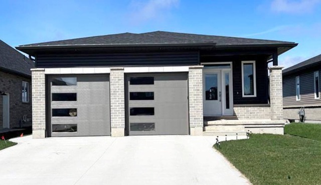 GLOBALSTAY. New 3 Bd House in Port Elgin. Close to the Beach.