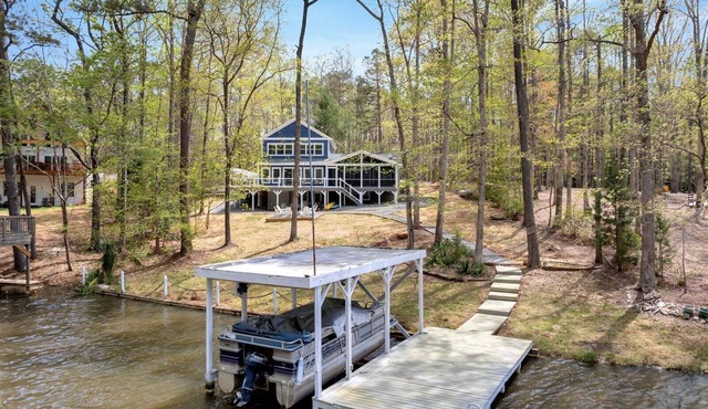 Gone Coastal LKG | Excellent Location