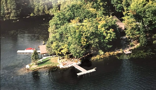 Gorgeous Cottage on Big Bald Lake. 900ft. of Shoreline. Fully Private