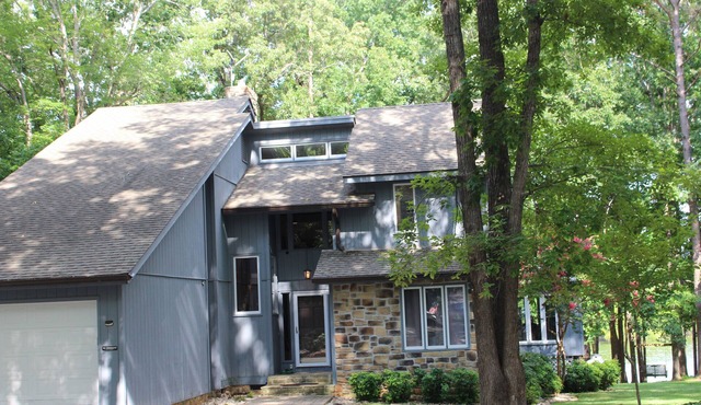 Gorgeous Lakefront Home on KERR LAKE located in Merifield Acres, Clarksville, VA