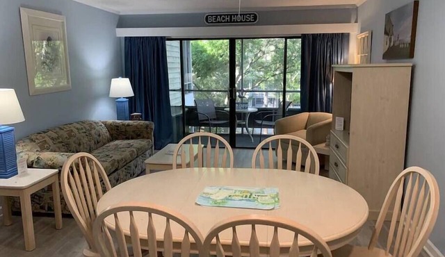 Gorgeous One Bedroom Ocean Creek Condo
