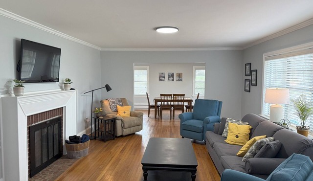 Greenville Gem: 3BR- Convenient to Furman, DT, Paris Mountain, Swamp Rabbit