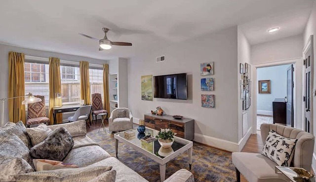 Ground Floor 1BR Elizabeth Condo with Parking · Near Novant Health