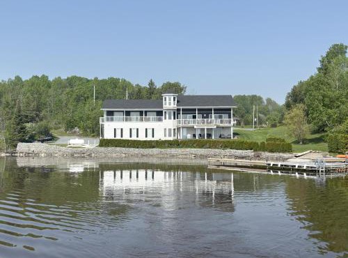 Haileybury Lakehouse
