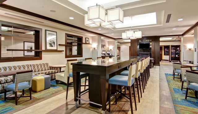 Hampton Inn by Hilton Toronto Airport Corporate Centre
