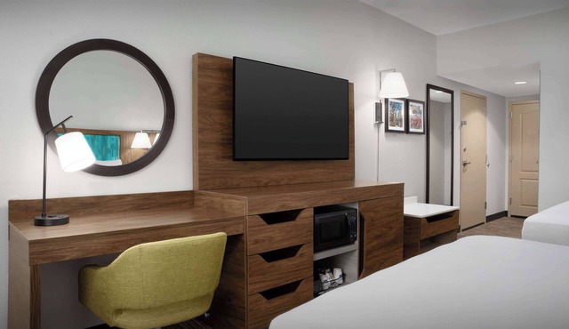 Hampton Inn & Suites-Knoxville/North I-75
