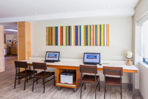 Holiday Inn Express Hotel & Suites Saint John Harbour Side by IHG