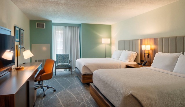 Holiday Inn Express & Suites Charleston DWTN - Medical CTR by IHG