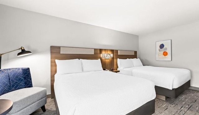 Holiday Inn Express Nashville-Hendersonville by IHG