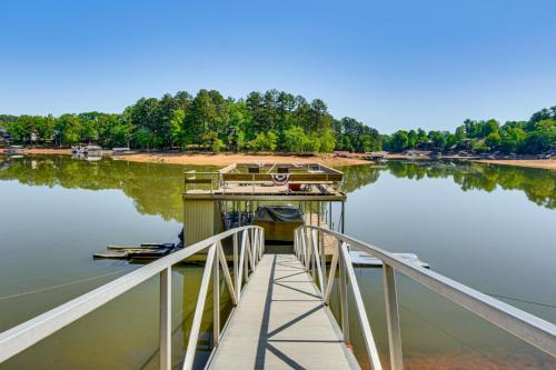 Home on Lake Hartwell! Dock, Decks & Endless Fun