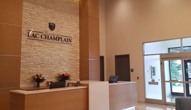 Hotel du Lac Champlain, an Ascend Collection Hotel