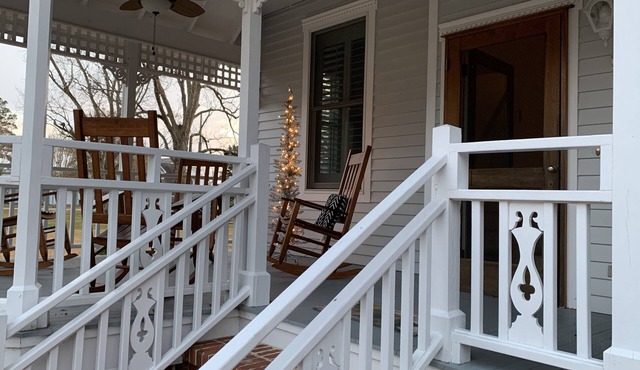 Humphrey House nestled in the Town of Oriental, NC