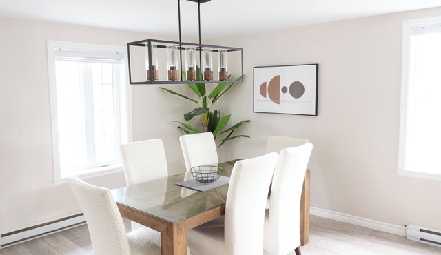 Ideal for 1 or 2 families 3min to the ferry Well-equipped house Parking + Garden