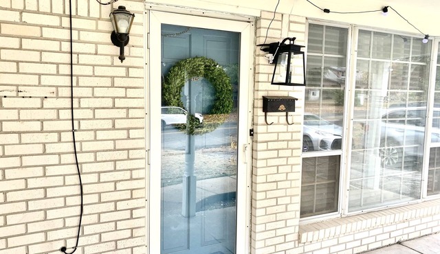 job relocation, corporate travelers, travel techs ,data center,2br,1.5ba, 4 beds