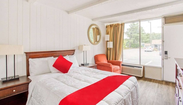 Kernersville NC | Queen Bed|Smk
