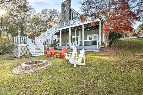 Lake Hartwell Home w/Private Dock & Hot Tub!