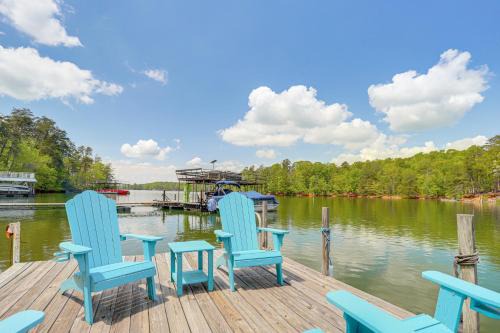 Lake Lanier Living! Retreat w/Dock, Deck & Sauna