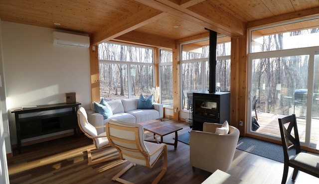 Lake, Spa & Game Room | Le Havre du Voyageur