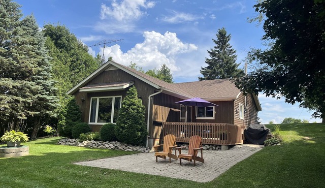Lakefront Cottage in Huron County