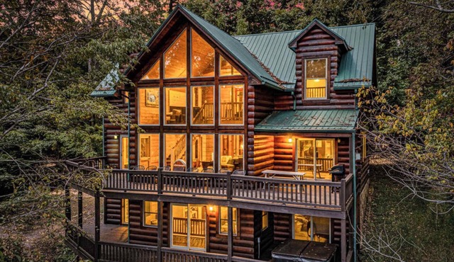 Lakefront Mountain Retreat on Watauga Lake