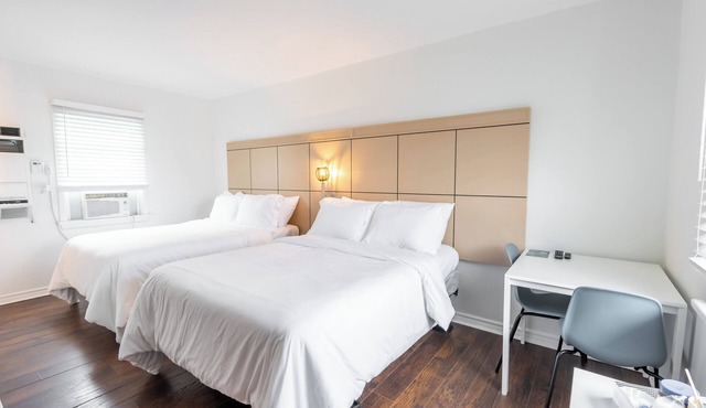 Lakeside Motel #15 | Near Ipperwash Beach | Free Parking & WiFi