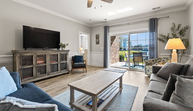 🌿 Lakeview Luxury | Magnolia Pointe 3BR | Pet-Friendly + Pools 🐾