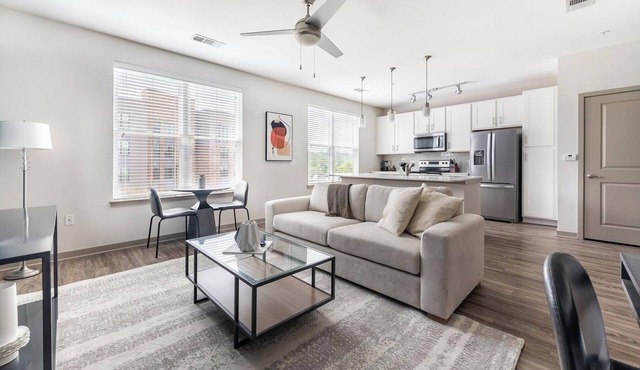 Landing | Amazing 1BD, Clubhouse, Gym