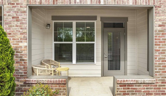 Landing at Eleven240 - 1 Bedroom in Wedgewood