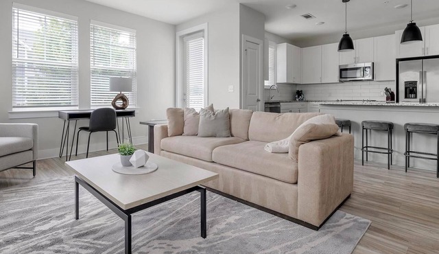 Landing | Beautiful 2BD, Gym, Game Room