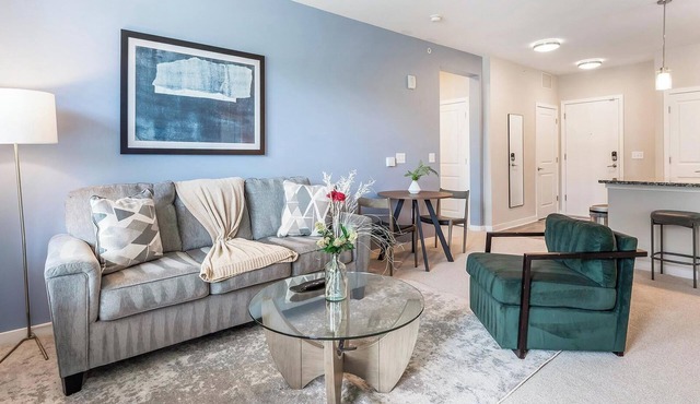 Landing | Modern 2BD, Gym, Pool