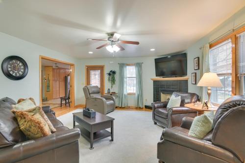 Large Home w/Deck & Grill ~ 9 Mi to Virginia Tech