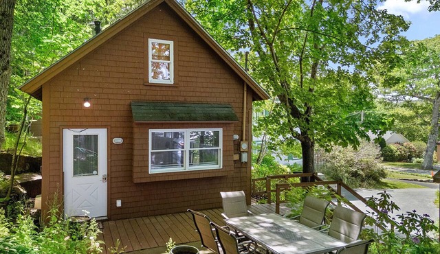 Ledgewood 11 - Hideaway in a natural landscape accessible to hiking trails