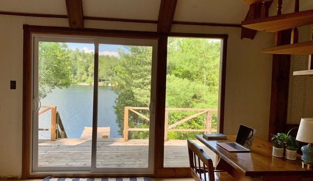Lovely cozy cottage on north end of Lake Joseph Muskoka