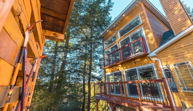 ❤️❤️❤️ LoveNestChalet | Hot Tub, Fireplace & BBQ ❤️ Lake & Mountain ❤️❤️❤️