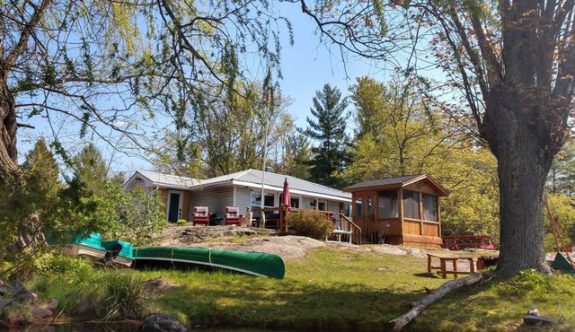 Lovesick Lake Cottage