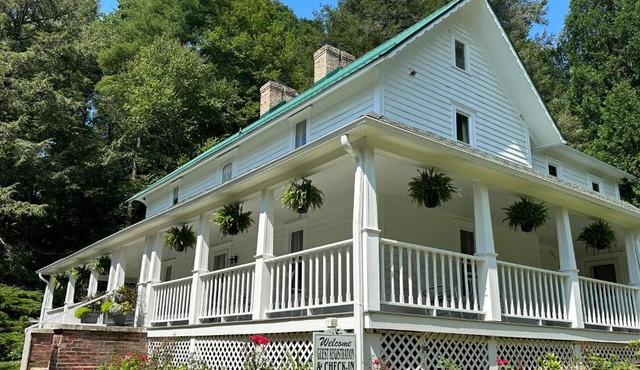 Lovill House Inn