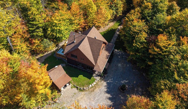 Luxury cabin in the forest close to Mont-Tremblant