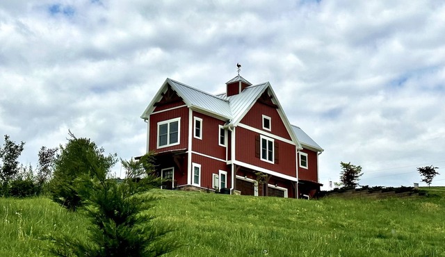 Luxury Cottage on Watauga Lake