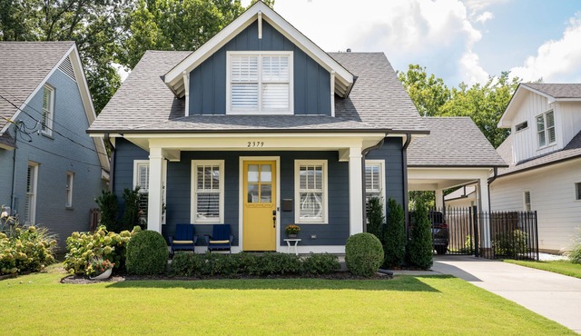 Luxury Design, Prime Location 2 Minutes from Midtown, Family Fun!