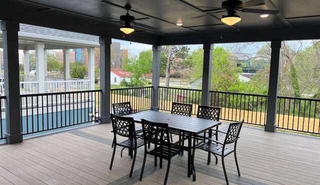 Luxury Medical District Home, EV Charger, Gated #4