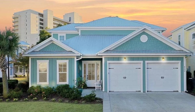 Luxury North Beach Resort home w/private pool, master on main & open floor plan
