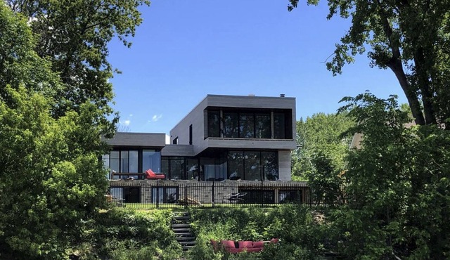 Magnificent haven of winter peace.