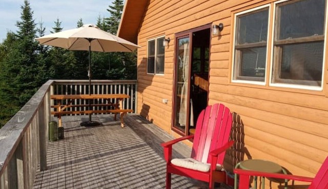 Magnificent location with views of Bras d'Or Lake - Exclusive vacation home with 75 sqm