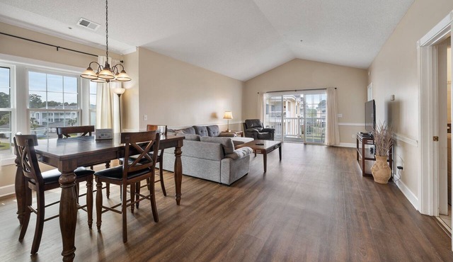 Magnolia North 3BR/2BA | Pool View Condo Near Beach, Golf & Broadway at the Beach