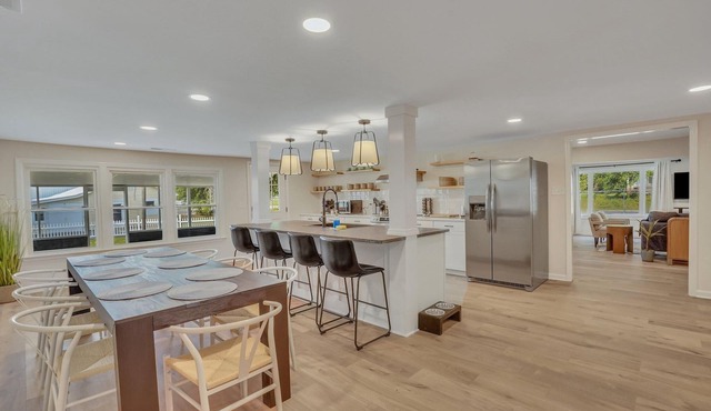 Marvelous Manning: 4-Bdr + Studio + Gameroom