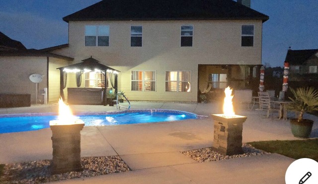 Masters week, w/private pool & Spa