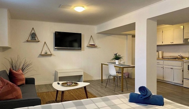 Metro Luxe Stay